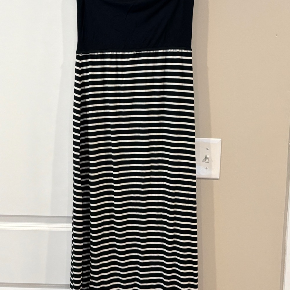 Max Studio Black and White Striped Dress